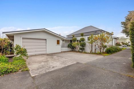 Photo of property in 30 Clare Street, Cambridge, 3434