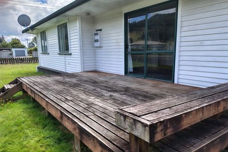 Photo of property in 2 Puweto Street, Selwyn Heights, Rotorua, 3015