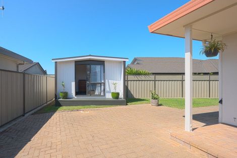 Photo of property in 6 Newbury Place, Taradale, Napier, 4112