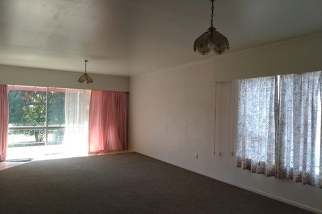 Photo of property in 2/50 Te Kanawa Crescent, Henderson, Auckland, 0610