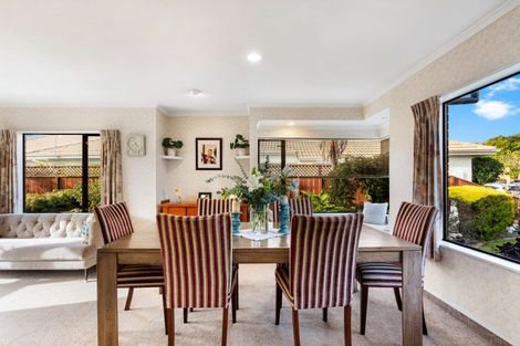 Photo of property in 1 Hyatt Grove, Greenmeadows, Napier, 4112