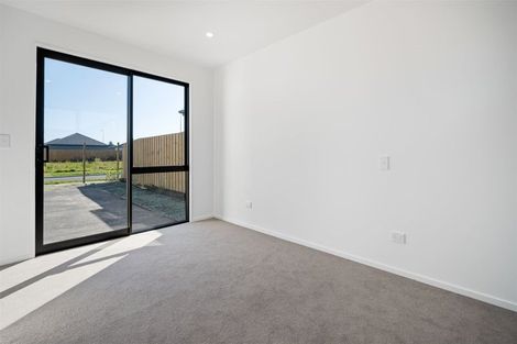 Photo of property in 4 Borthwick Street, Belfast, Christchurch, 8051