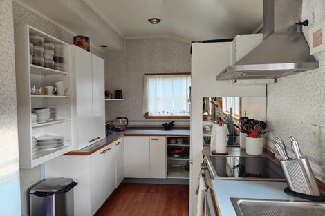 Photo of property in 53 William Street, Petone, Lower Hutt, 5012