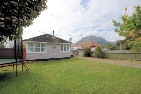 Photo of property in 98 Domett Street, Kawerau, 3127