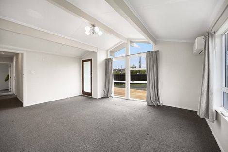 Photo of property in 28 Filmer Place, Melville, Hamilton, 3206