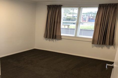 Photo of property in 66 Victory Road, Laingholm, Auckland, 0604