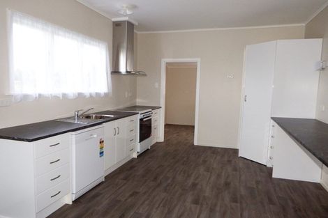 Photo of property in 30 Alexandra Street, Marton, 4710