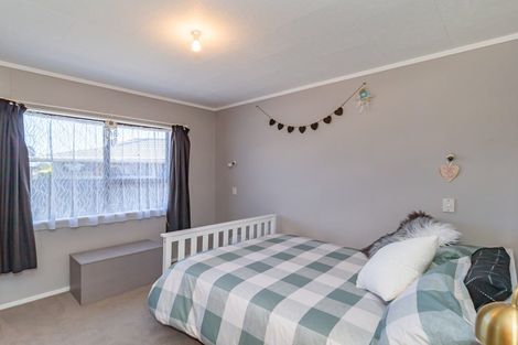 Photo of property in 9 Martin Harvey Street, Levin, 5510