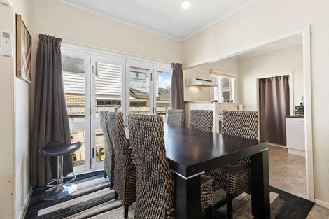 Photo of property in 17 Nicholson Avenue, Papatoetoe, Auckland, 2025