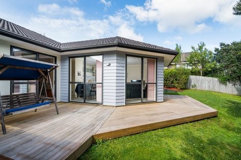 Photo of property in 7 Northbrook Close, Greenhithe, Auckland, 0632