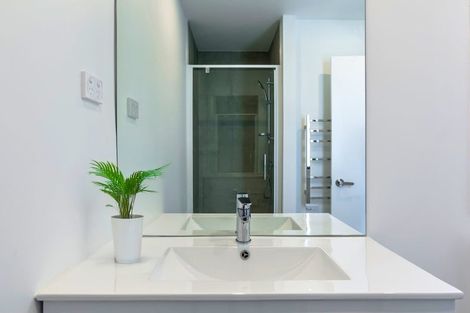 Photo of property in 14 Papai Lane, Massey, Auckland, 0614