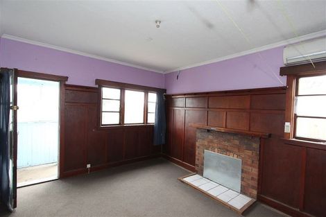 Photo of property in 154 Bowhill Road, New Brighton, Christchurch, 8083