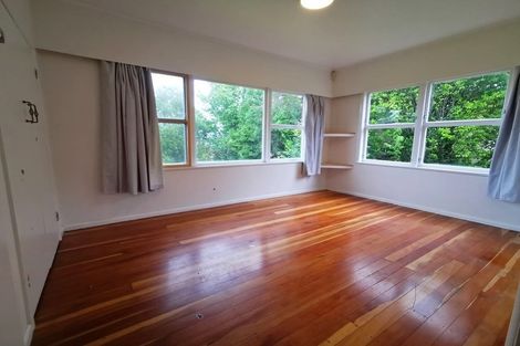 Photo of property in 16 Helena Road, Hillcrest, Hamilton, 3216