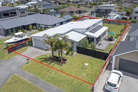 Photo of property in 8 Defender Crescent, Beachlands, Auckland, 2018