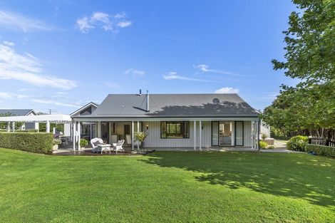 Photo of property in 24 Ellett Road West, Karaka, Papakura, 2580
