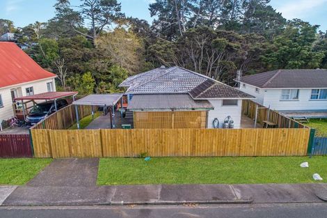 Photo of property in 70 Helena Street, Massey, Auckland, 0614
