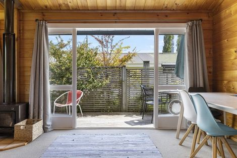 Photo of property in 19 Kinloch Road, Kinloch, Taupo, 3377