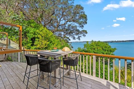 Photo of property in 417 Leigh Road, Whangateau, 0985