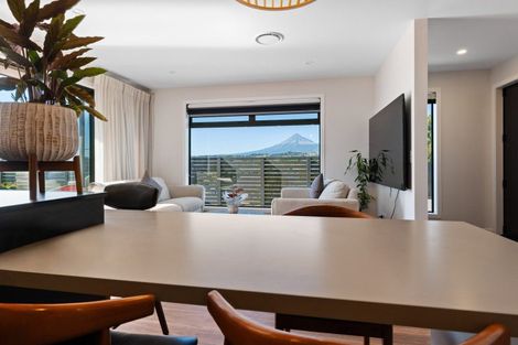 Photo of property in 40 Barrett Road, Whalers Gate, New Plymouth, 4310