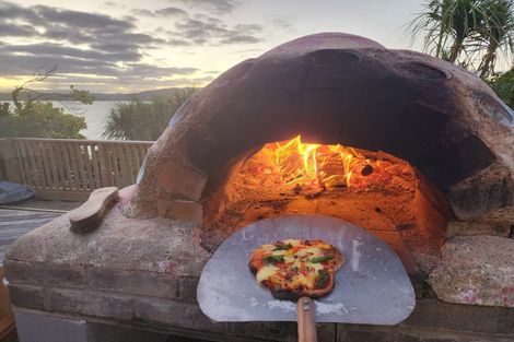 Photo of property in 1 Munro Street, Onerahi, Whangarei, 0110