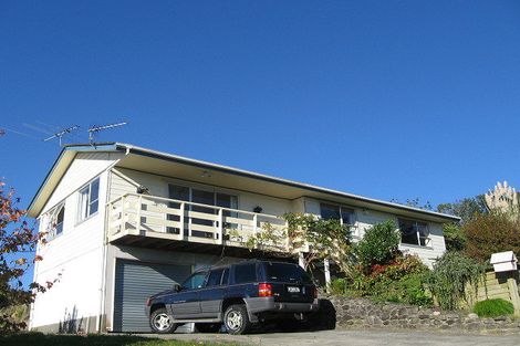 Photo of property in 32 Whitechapel Grove, Stokes Valley, Lower Hutt, 5019