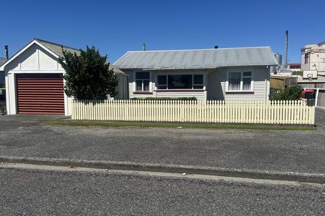Photo of property in 48 Hoffman Street, Hokitika, 7810