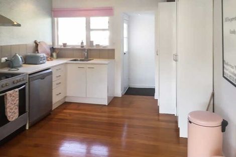 Photo of property in 2/15 Jeffreys Road, Fendalton, Christchurch, 8052