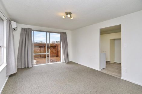 Photo of property in 1/3 James Condon Place, Redwood, Christchurch, 8051