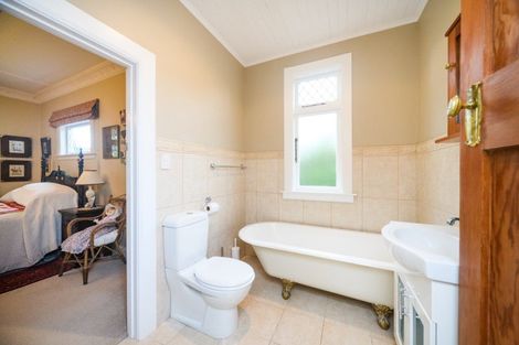 Photo of property in 34 Elmira Avenue, Hokowhitu, Palmerston North, 4410