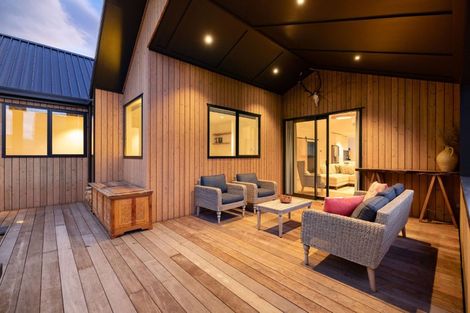 Photo of property in 72 Spur Ridge, Jacks Point, 9371