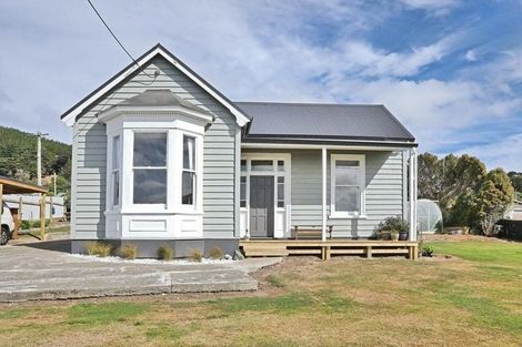 Photo of property in 2 Foyle Street, Bluff, 9814