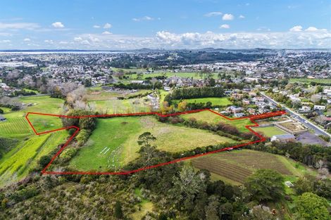 Photo of property in 511e West Coast Road, Glen Eden, Auckland, 0602