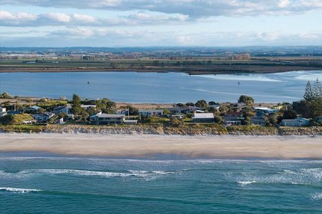 Photo of property in 573 Pukehina Parade, Pukehina, Te Puke, 3189