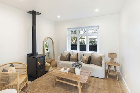 Photo of property in 142 North Avon Road, Richmond, Christchurch, 8013