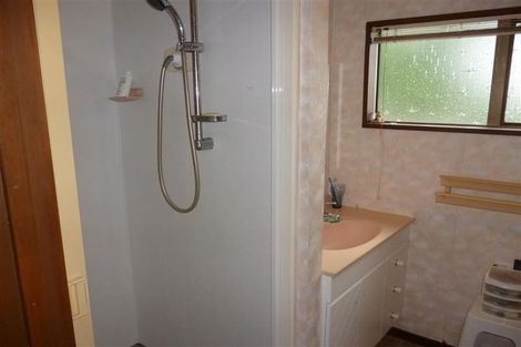 Photo of property in 11 Regency Crescent, Redwood, Christchurch, 8051