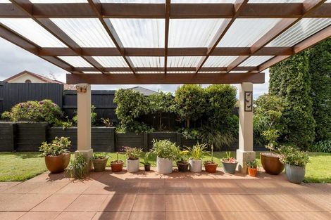 Photo of property in 2 Brackenburn Drive, Ohauiti, Tauranga, 3112