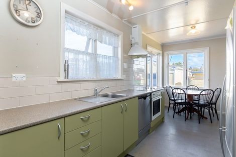 Photo of property in 35 Hutcheson Street, Mayfield, Blenheim, 7201