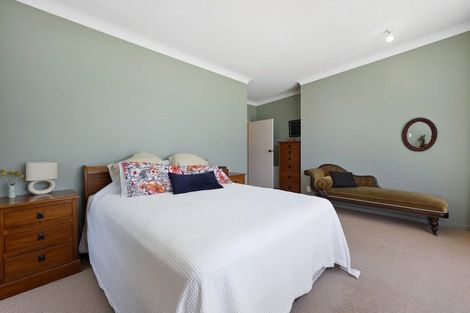 Photo of property in 6a Hauraki Road, Hauraki, Auckland, 0622