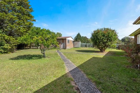 Photo of property in 154 Tawa Road, Kumeu, 0891