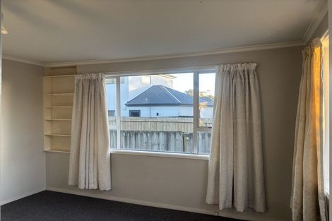 Photo of property in 8 Auburn Avenue, Upper Riccarton, Christchurch, 8041