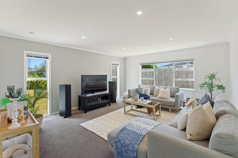 Photo of property in 29 Gallipoli Place, Paraparaumu, 5032