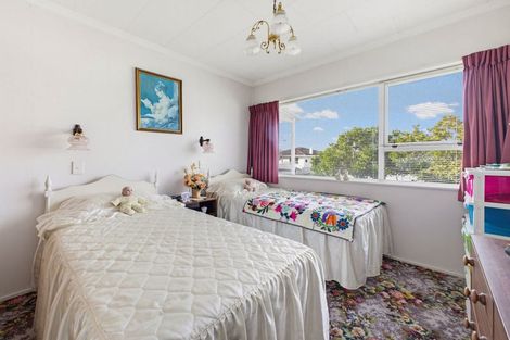 Photo of property in 66 Tukapa Street, Westown, New Plymouth, 4310