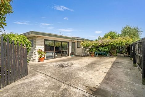 Photo of property in 2/56 Aorangi Road, Bryndwr, Christchurch, 8053
