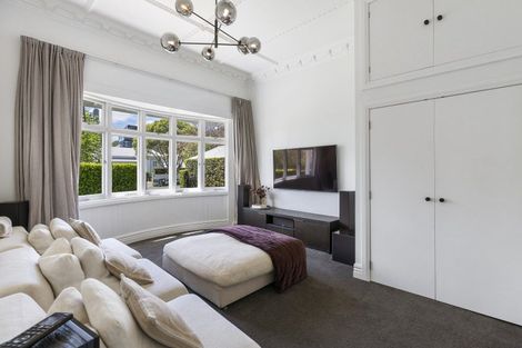 Photo of property in 4 Sentinel Road, Herne Bay, Auckland, 1011