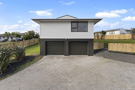 Photo of property in 6 Crosby Road, West Harbour, Auckland, 0618