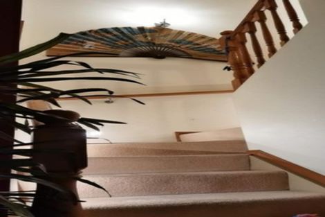 Photo of property in 8 Lough Derg Place, Pinehill, Auckland, 0632