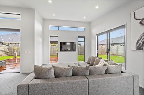 Photo of property in 2 Wilfield Drive, West Melton, 7618