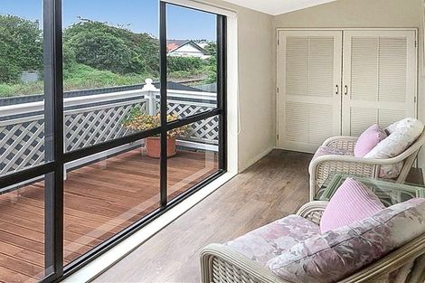 Photo of property in 603 Marine Parade, Napier South, Napier, 4110