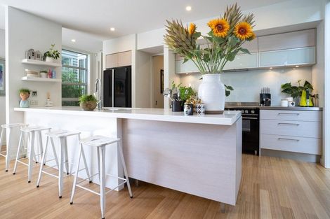 Photo of property in 4 Leabridge Mews, Harewood, Christchurch, 8051