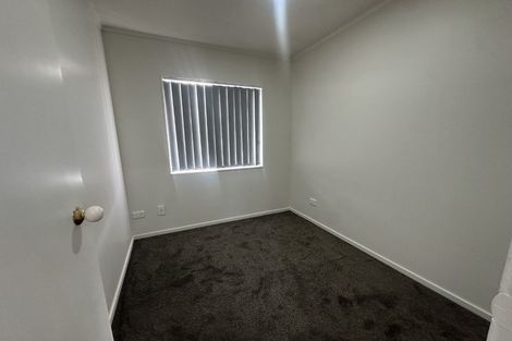 Photo of property in 8 Dennis Road, Papatoetoe, Auckland, 2025